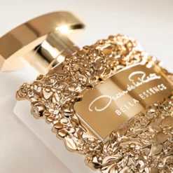 Oscar De La Renta Bella Essence 6 Oscar De La Renta Bella Essence -France Cadeau Soldes 2024 242894 oscar de la renta bella essence eau de parfum vaporisateur 30 ml autre2 1000x1000 1