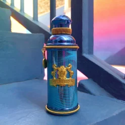 Zafeer Oud Vanille 7 Zafeer Oud Vanille -France Cadeau Soldes 2024 244364 alexandre j zafeer oud vanille eau de parfum vaporisateur 100 ml autre2 1000x1000 1