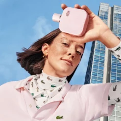 Lacoste L.12.12 Rose 6 Lacoste L.12.12 Rose -France Cadeau Soldes 2024 253452 lacoste l 12 12 rose eau de parfum vaporisateur 50 ml autre2 1000x1000 1