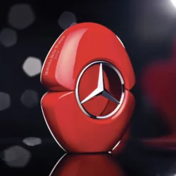 Mercedes-Benz WOMAN IN RED 7 Mercedes-Benz WOMAN IN RED -France Cadeau Soldes 2024 274673 mercedes benz mercedes benz woman in red eau de parfum for women natural spray 30ml flacon 30 ml autre3 1000x1000 1