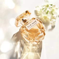 ELIE SAAB Le Parfum Lumière 6 ELIE SAAB Le Parfum Lumière -France Cadeau Soldes 2024 299283 elie saab le parfum lumiere coffret 1 un autre3 1000x1000 1